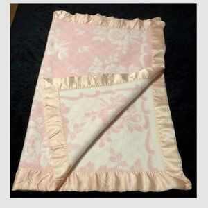Vintage Crib Blanket Satin Trim Flannel Reverse Floral Pink White Reverse Print